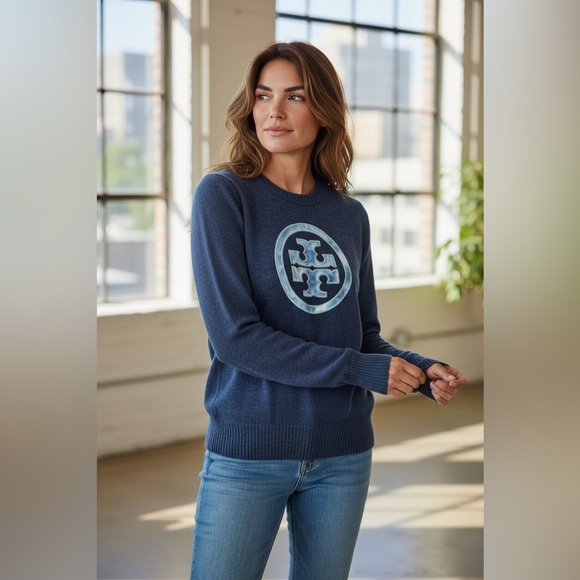 Tory Burch Logo Sweater for Women - Picture 12 of 12